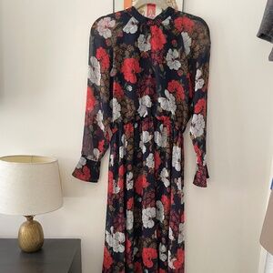 🍂 Gently Worn Zara Boho 70s inspired Floral Long Sleeve Dress w/open back